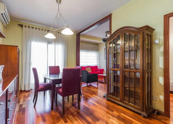 Ferienwohnung Fuer 5 Personen Ca 75 Qm In Barcelona-Sants-Montjuic, Costa Brava Costa Del Maresme
