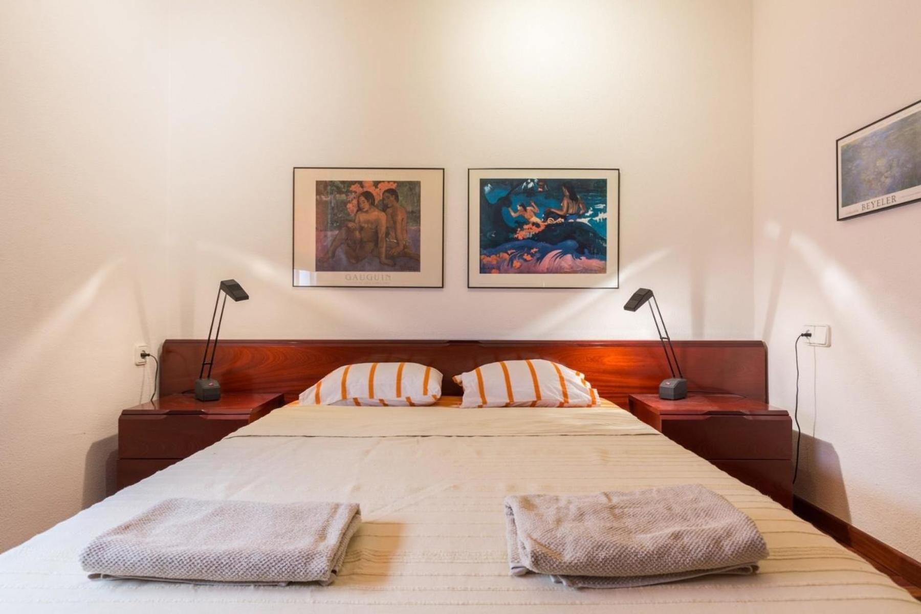 Fuer 5 Personen Ca 75 Qm In Barcelona-sants-montjuic, Costa Brava Costa Del Maresme Appartement *