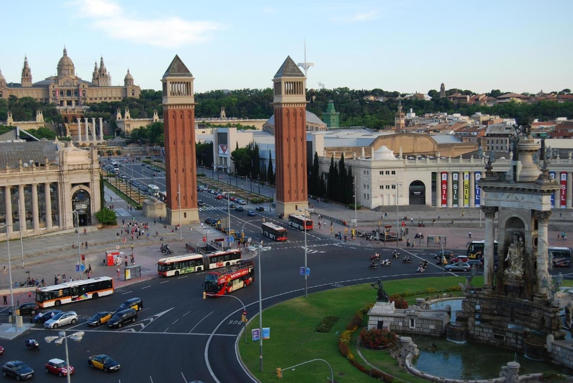 Apartment Fuer 5 Personen Ca 75 Qm In Barcelona-sants-montjuic, Costa Brava Costa Del Maresme *