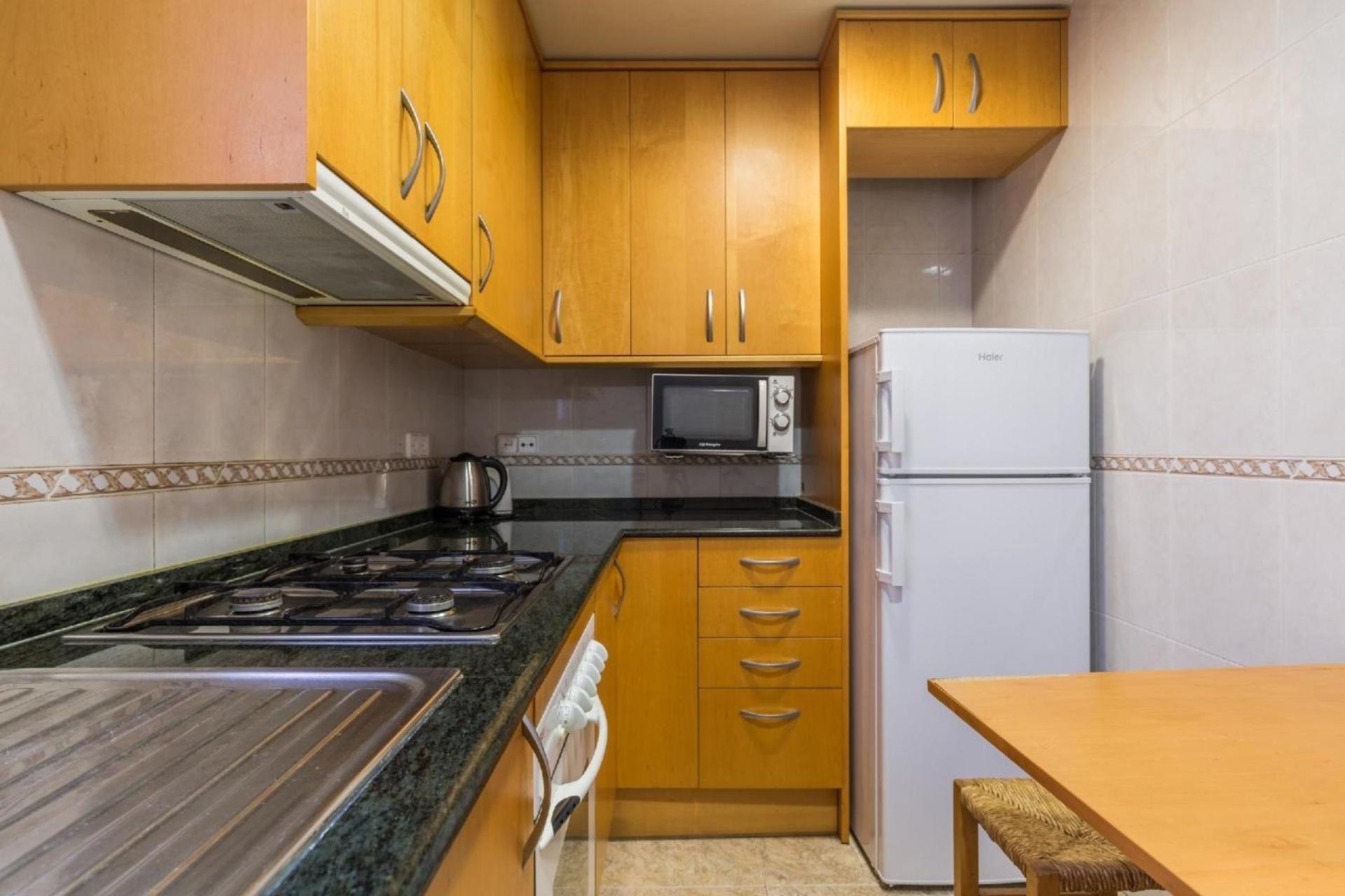Fuer 5 Personen Ca 75 Qm In Barcelona-sants-montjuic, Costa Brava Costa Del Maresme Barcelone